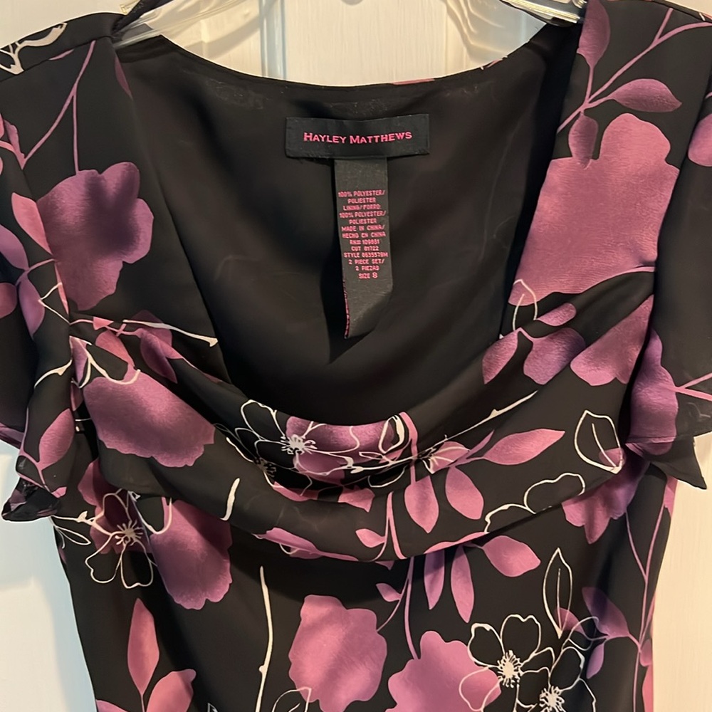 Hayley Matthews Floral Skirt and Top - Picture 9 of 10